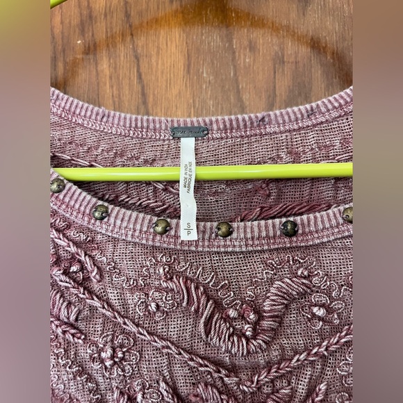 Free People top with Semisheer Lace Detail Small - Picture 3 of 5